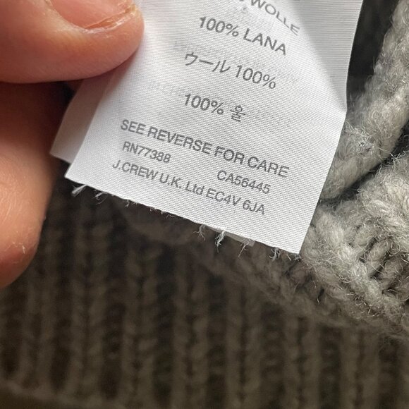 J. CREW Women's wool side-zip oversize cable sweater with side zipper - Picture 2 of 9